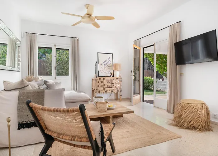 Bini Ezolea * Binibeca