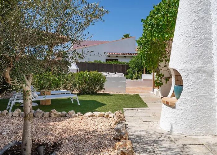 Bini Ezolea Villa Binibeca