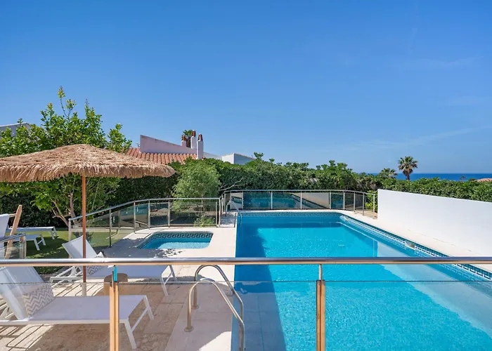 Bini Ezolea 别墅 *